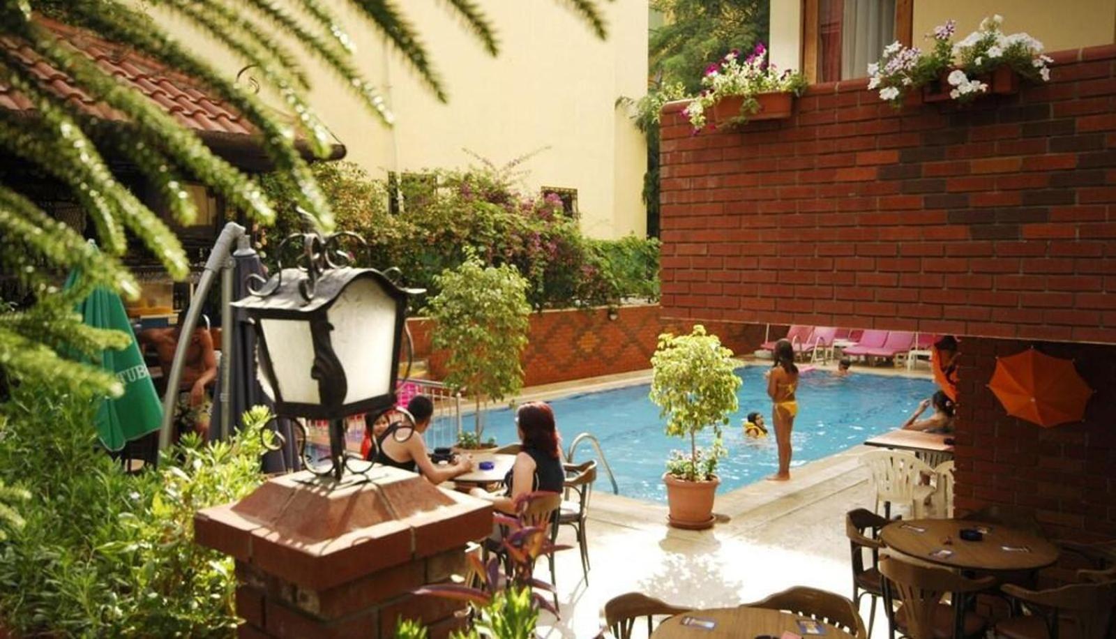 Beautiful Sultan House At Cleopatra Beach 1 With Umbrellas, Balcony, Barbecue, Private 100Mbps Wifi, Smart Tv, Table Games, Vip Trans-Fer - Beautiful Apartmenthouse Alanya Bagian luar foto